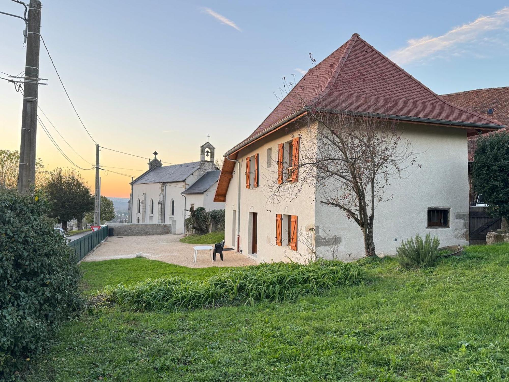 Maison Leonora Saint-Genix-sur-Guiers Esterno foto